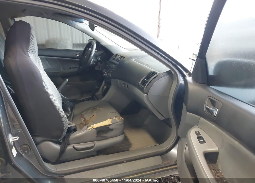2004 HONDA ACCORD 2.4 EX/EX VIN: JHMCM568X4C002725