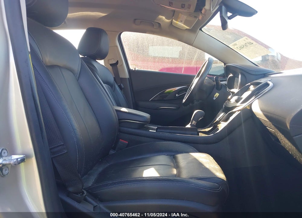 2015 BUICK LACROSSE LEATHER VIN: 1G4GB5G39FF348239