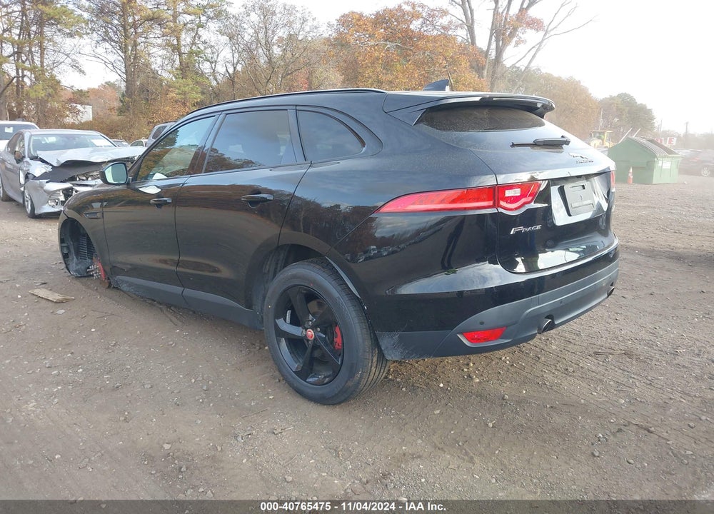 2018 JAGUAR F-PACE 25T PREMIUM VIN: SADCJ2FXXJA256026