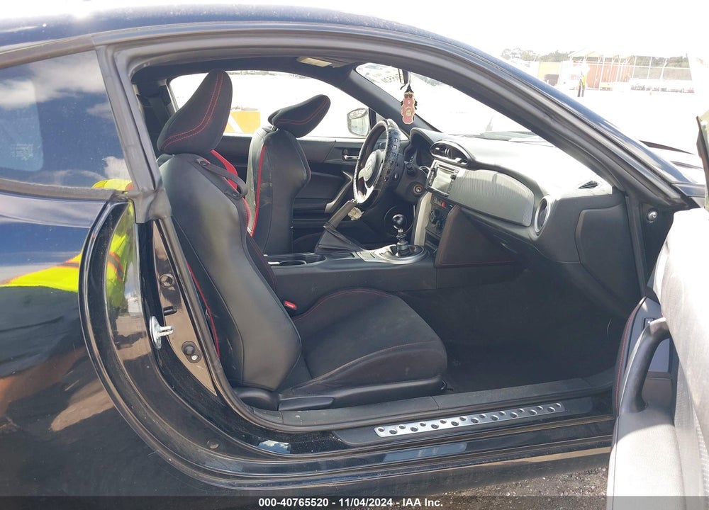 2015 SCION FR-S VIN: JF1ZNAA14F9711068