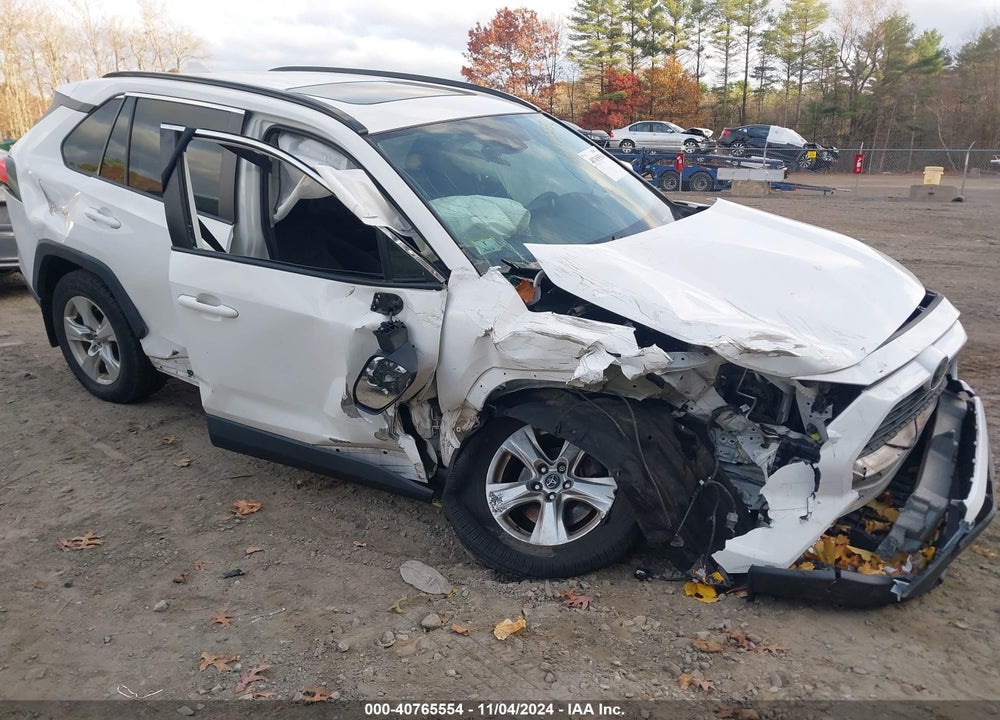 2019 TOYOTA RAV4 XLE VIN: 2T3P1RFV5KC040917