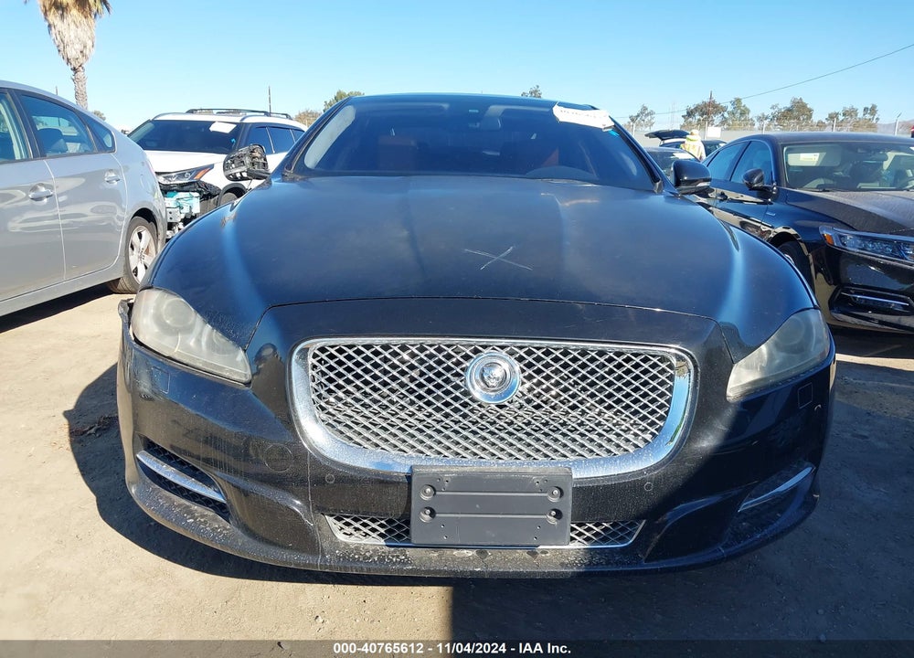 2010 JAGUAR XJ SUPER V8 VIN: SAJWA2GE7AMV00298