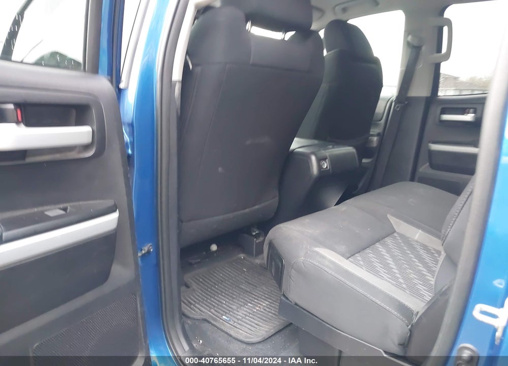 2018 TOYOTA TUNDRA SR5 4.6L V8 VIN: 5TFRM5F15JX133659