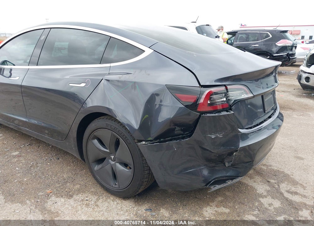 2019 TESLA MODEL 3 LONG RANGE/PERFORMANCE VIN: 5YJ3E1EB5KF510122
