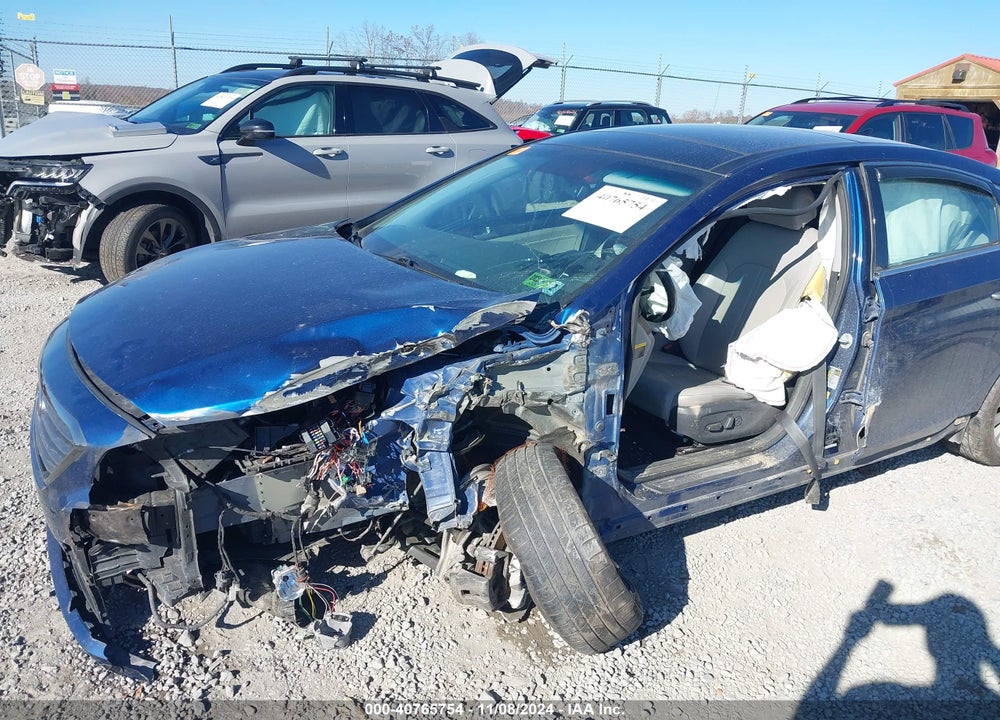 2015 HYUNDAI SONATA LIMITED VIN: 5NPE34AF0FH103390