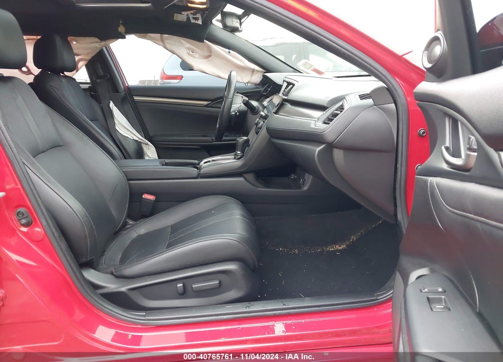 2019 HONDA CIVIC SPORT TOURING VIN: SHHFK7H96KU403726