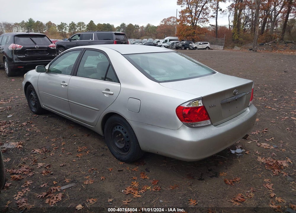 2005 TOYOTA CAMRY LE VIN: 4T1BE32K55U003336
