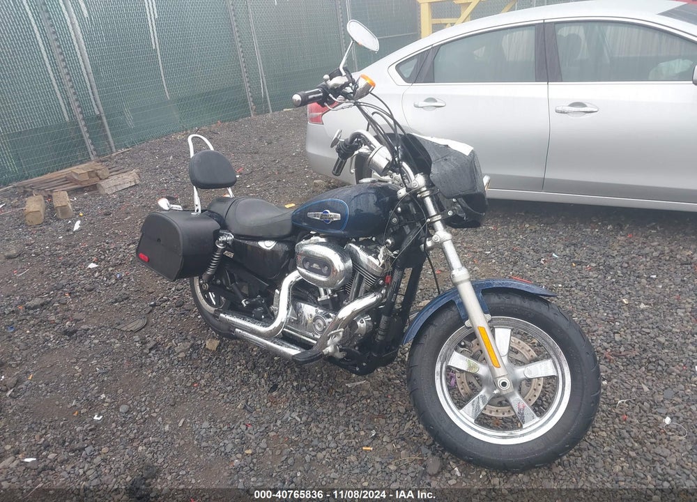 2014 HARLEY-DAVIDSON XL1200 C VIN: 1HD1CT312EC404052