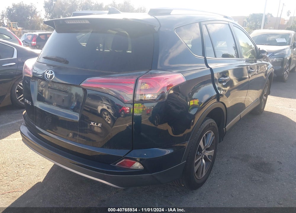 2017 TOYOTA RAV4 XLE VIN: JTMWFREV2HJ131714