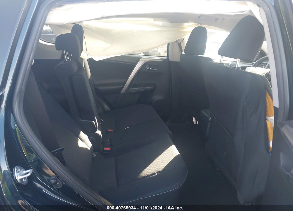 2017 TOYOTA RAV4 XLE VIN: JTMWFREV2HJ131714