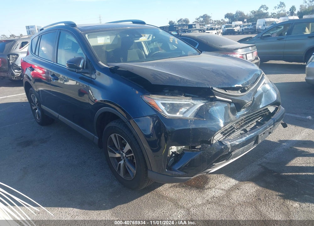 2017 TOYOTA RAV4 XLE VIN: JTMWFREV2HJ131714