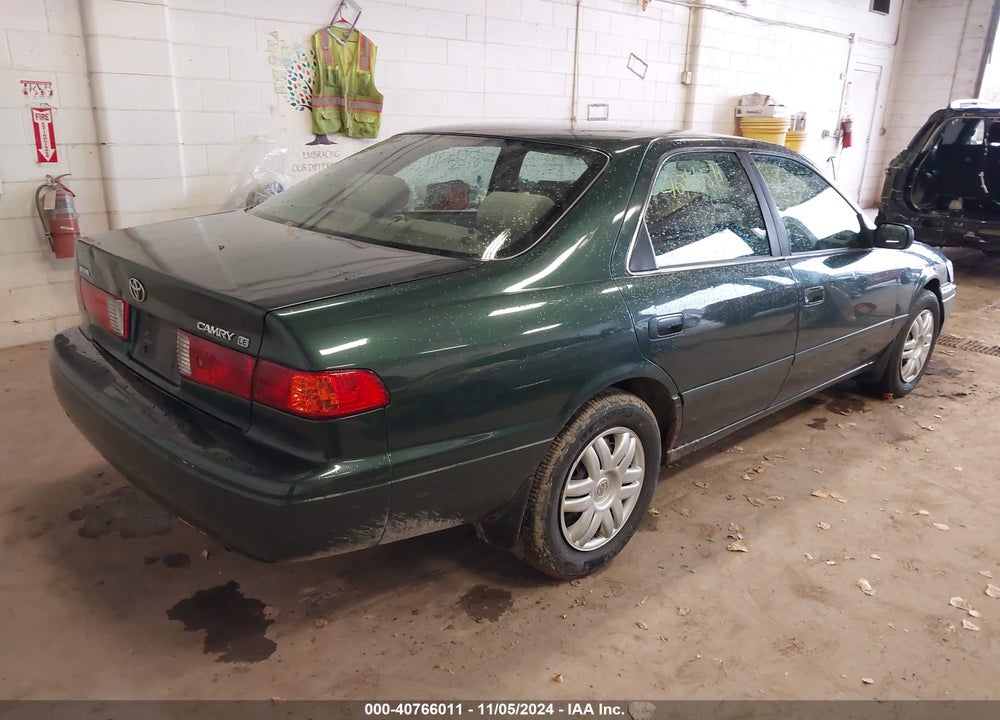 2001 TOYOTA CAMRY LE VIN: 4T1BG22KX1U848830