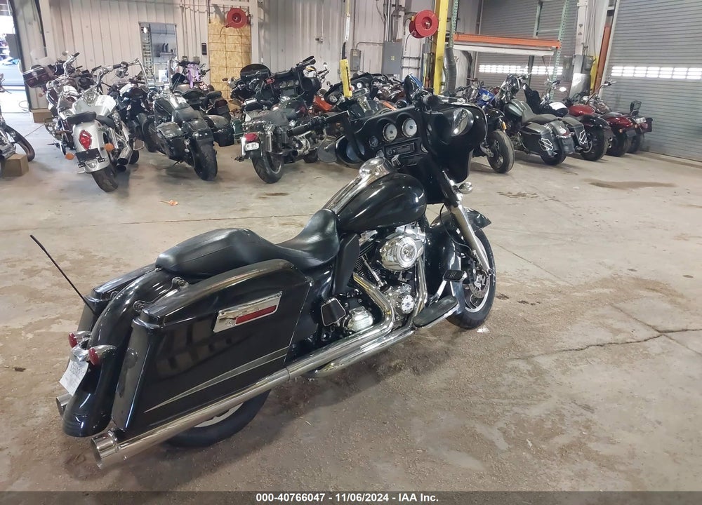 2012 HARLEY-DAVIDSON FLHX STREET GLIDE VIN: 1HD1KBM17CB625287
