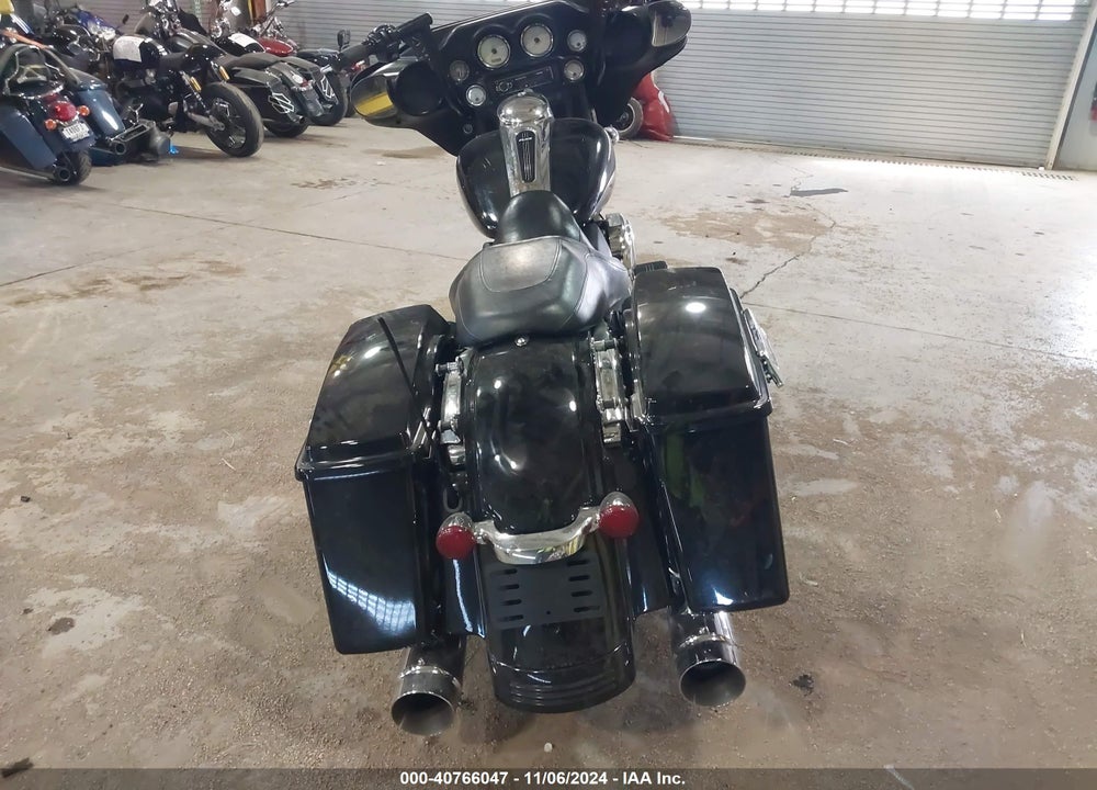 2012 HARLEY-DAVIDSON FLHX STREET GLIDE VIN: 1HD1KBM17CB625287