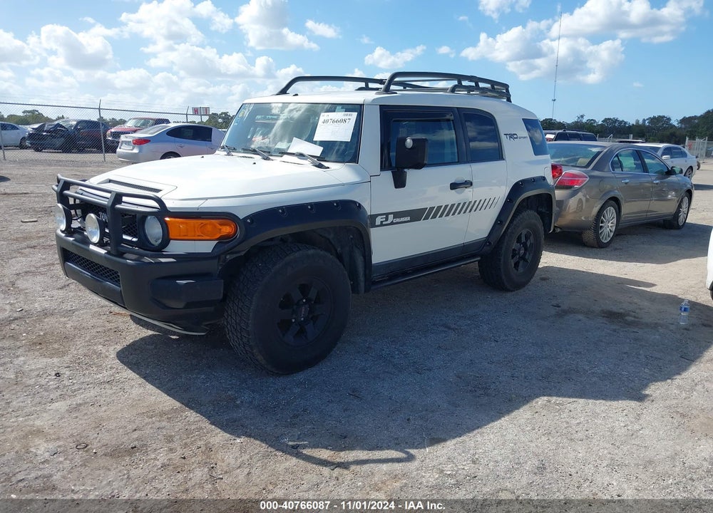 2008 TOYOTA FJ CRUISER VIN: JTEBU11F08K032531