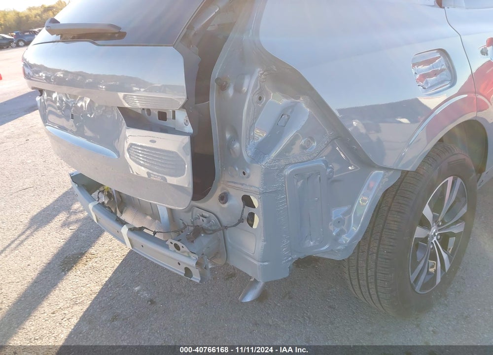 2024 VOLVO XC60 B5 CORE DARK THEME VIN: YV4L12RK6R1829167
