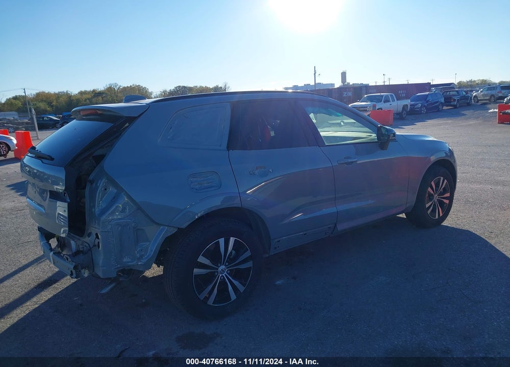 2024 VOLVO XC60 B5 CORE DARK THEME VIN: YV4L12RK6R1829167