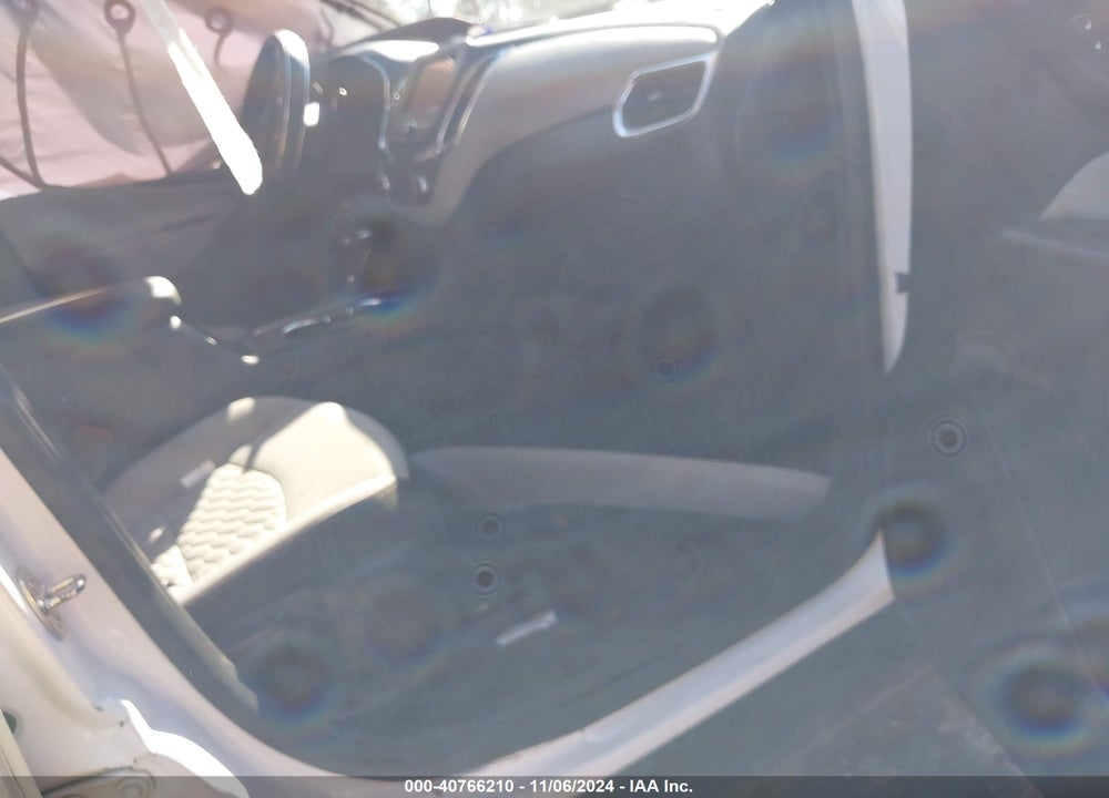 2019 CHEVROLET EQUINOX LS VIN: 3GNAXHEV2KL199598