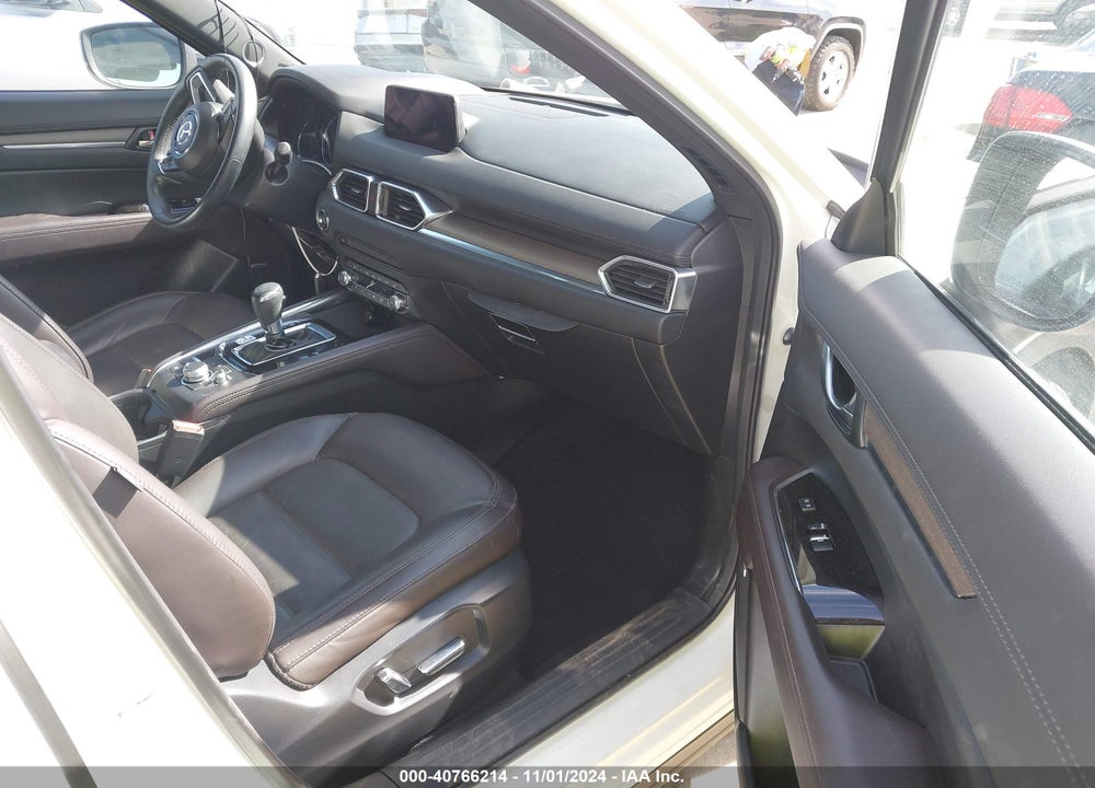 2019 MAZDA CX-5 SIGNATURE VIN: JM3KFBEY6K0690672