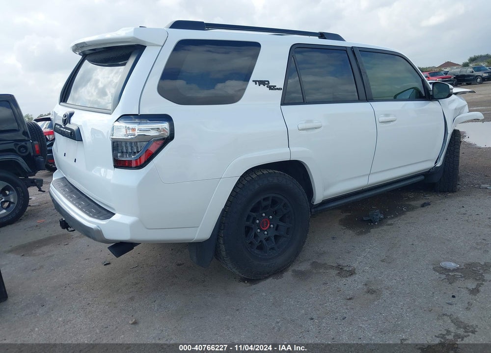 2024 TOYOTA 4RUNNER VIN: JTERU5JR0R6269708