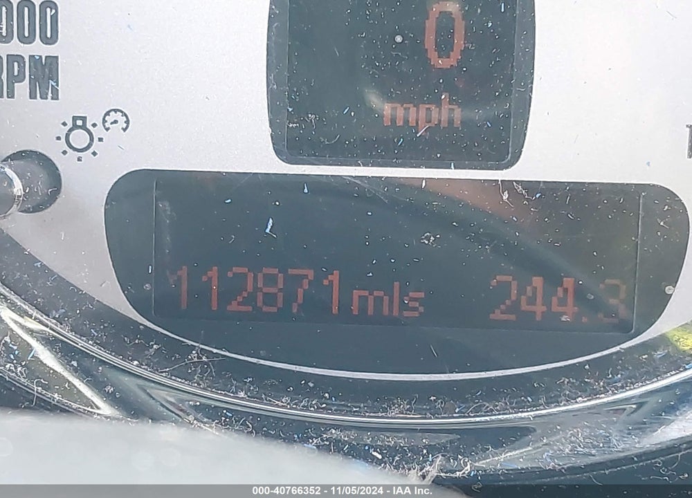 2013 MINI HARDTOP COOPER VIN: WMWSU3C51DT372373