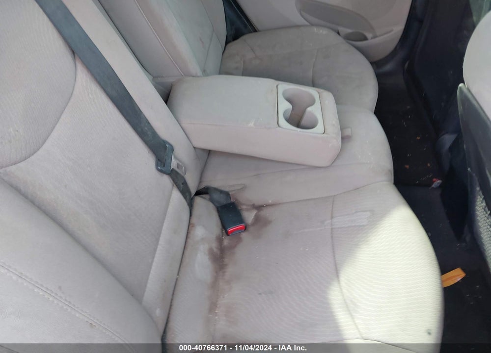 2016 HYUNDAI ELANTRA SE VIN: 5NPDH4AE1GH768434