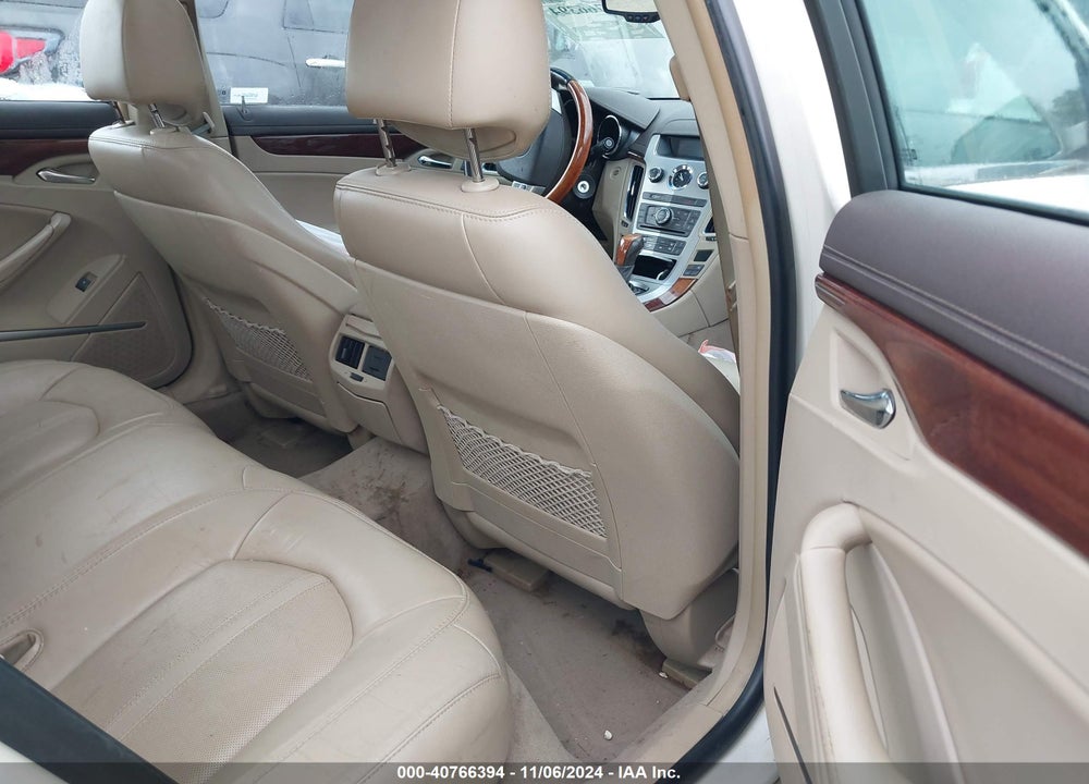 2011 CADILLAC CTS LUXURY VIN: 1G6DE5EY7B0158131