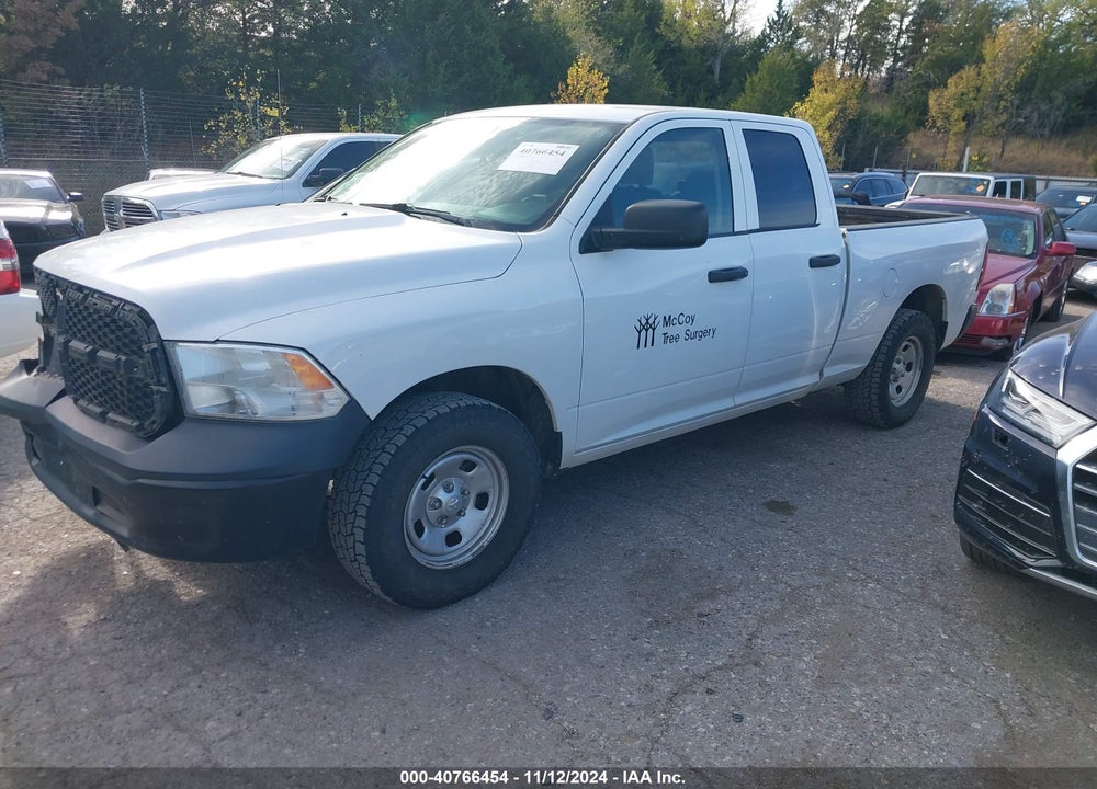 2018 RAM 1500 VIN: 1C6RR7FG8JS274358