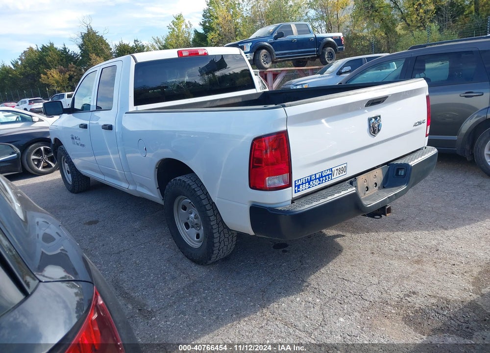 2018 RAM 1500 VIN: 1C6RR7FG8JS274358