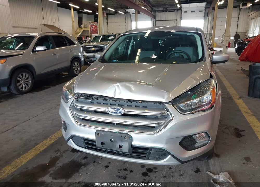 2017 FORD ESCAPE SE VIN: 1FMCU9GD4HUA92695