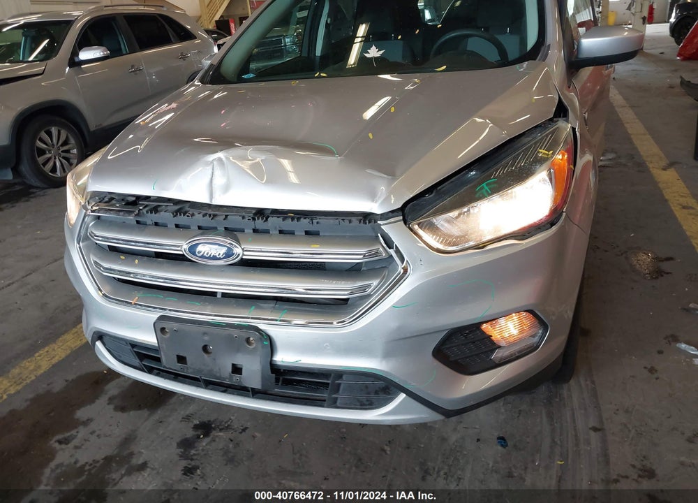 2017 FORD ESCAPE SE VIN: 1FMCU9GD4HUA92695
