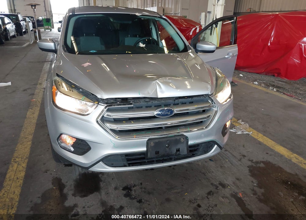 2017 FORD ESCAPE SE VIN: 1FMCU9GD4HUA92695