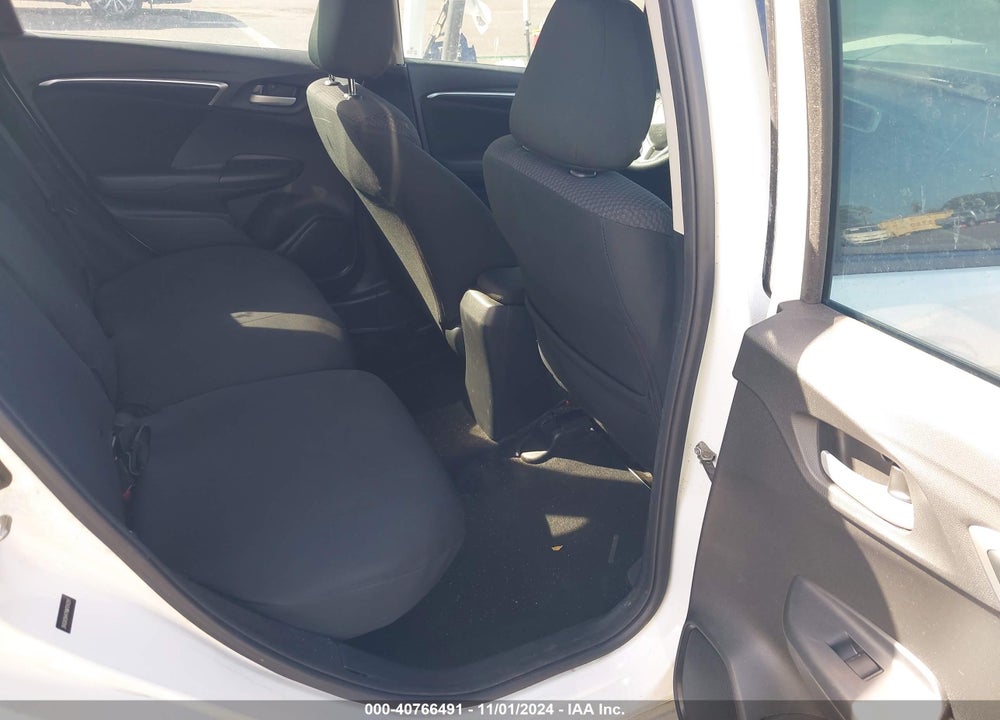 2019 HONDA FIT LX VIN: 3HGGK5H47KM704291