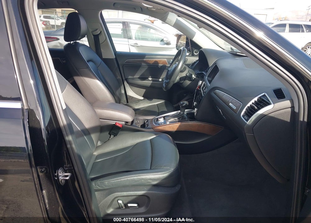 2016 AUDI Q5 2.0T PREMIUM VIN: WA1L2AFP1GA037560