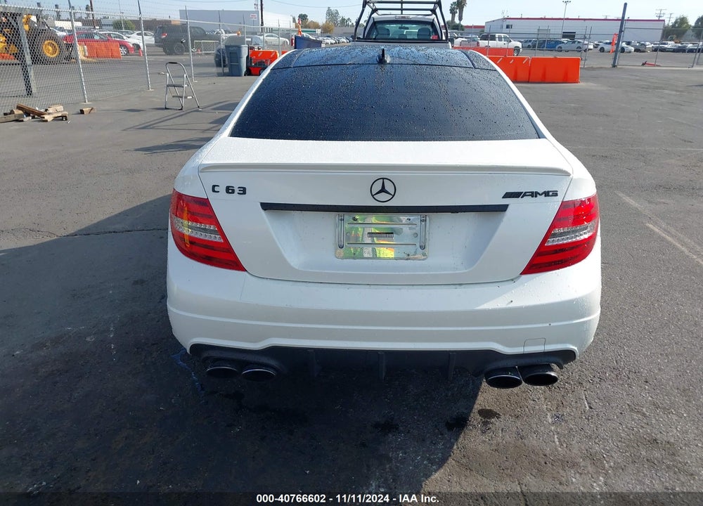2012 MERCEDES-BENZ C 63 AMG VIN: WDDGJ7HB5CF773063