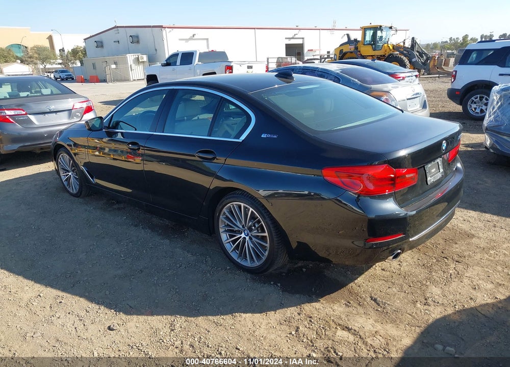 2019 BMW 530E IPERFORMANCE VIN: WBAJA9C55KB389882
