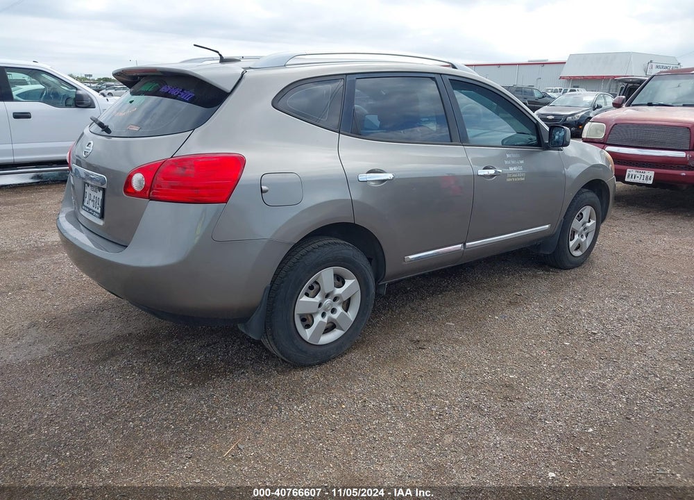 2015 NISSAN ROGUE SELECT S VIN: JN8AS5MT6FW151368