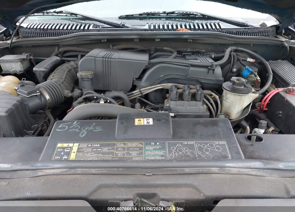 2002 FORD EXPLORER XLS VIN: 1FMZU72E12UC13477