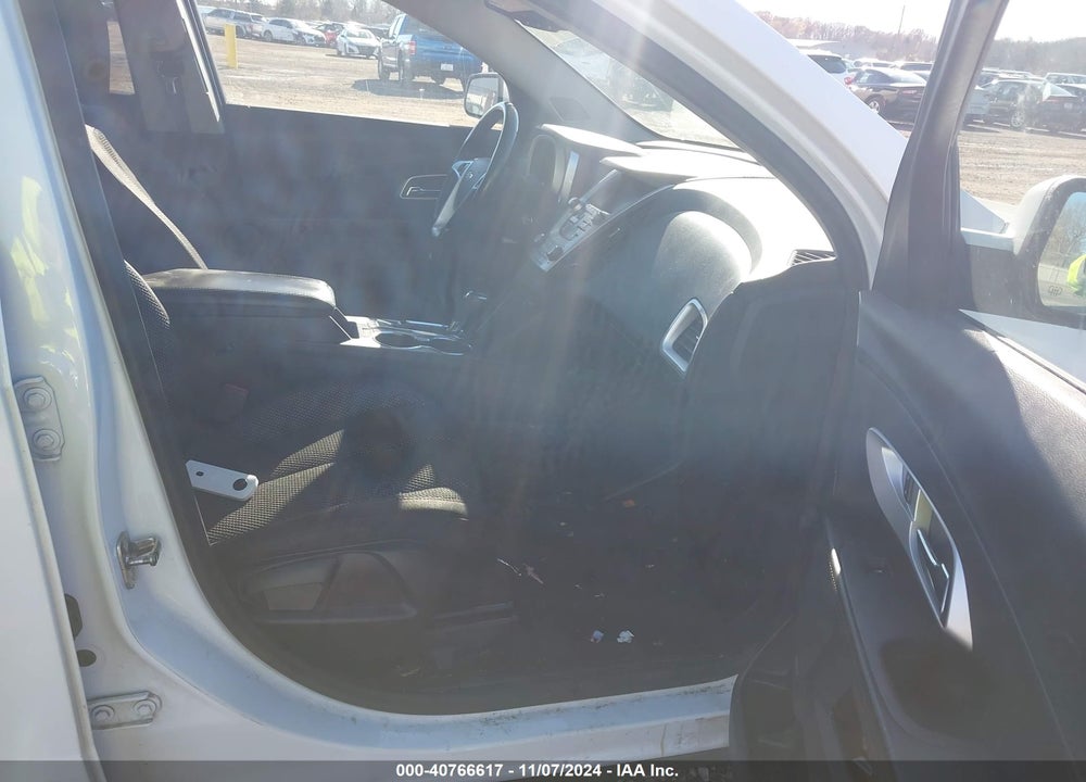 2017 CHEVROLET EQUINOX LT VIN: 2GNALCEK2H1590846