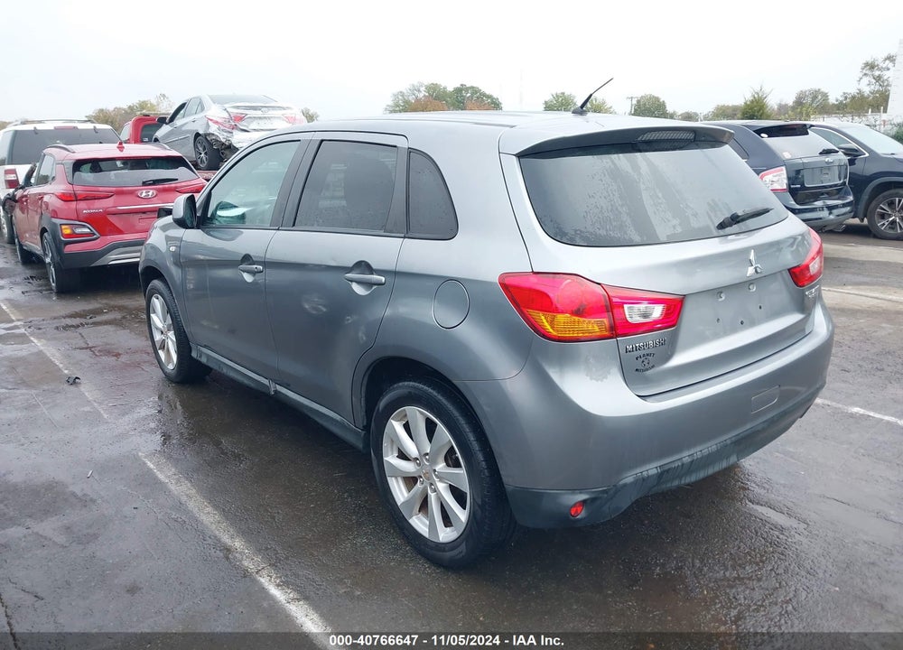 2013 MITSUBISHI OUTLANDER SPORT ES VIN: 4A4AP3AU4DE013600