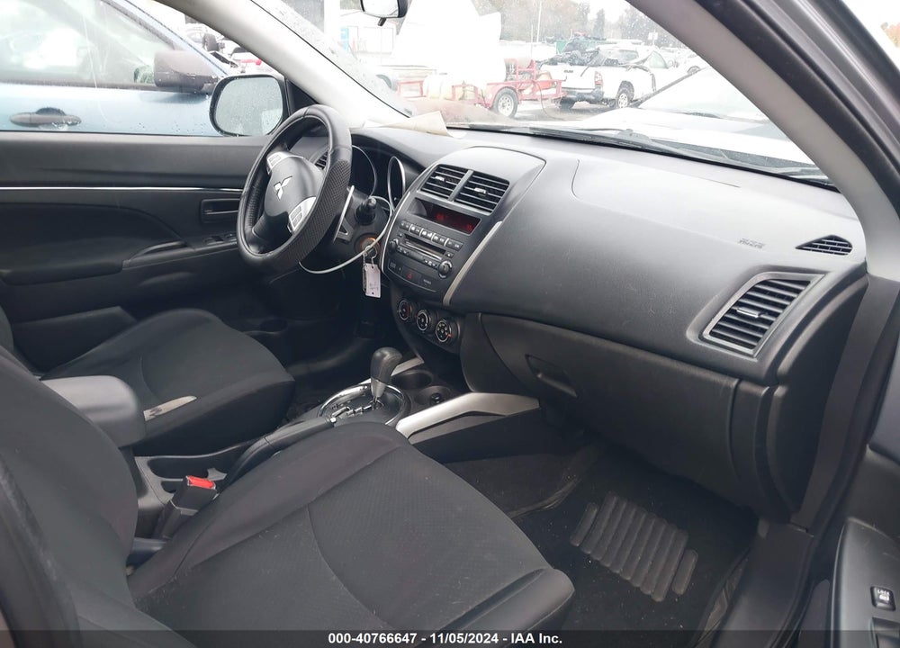 2013 MITSUBISHI OUTLANDER SPORT ES VIN: 4A4AP3AU4DE013600
