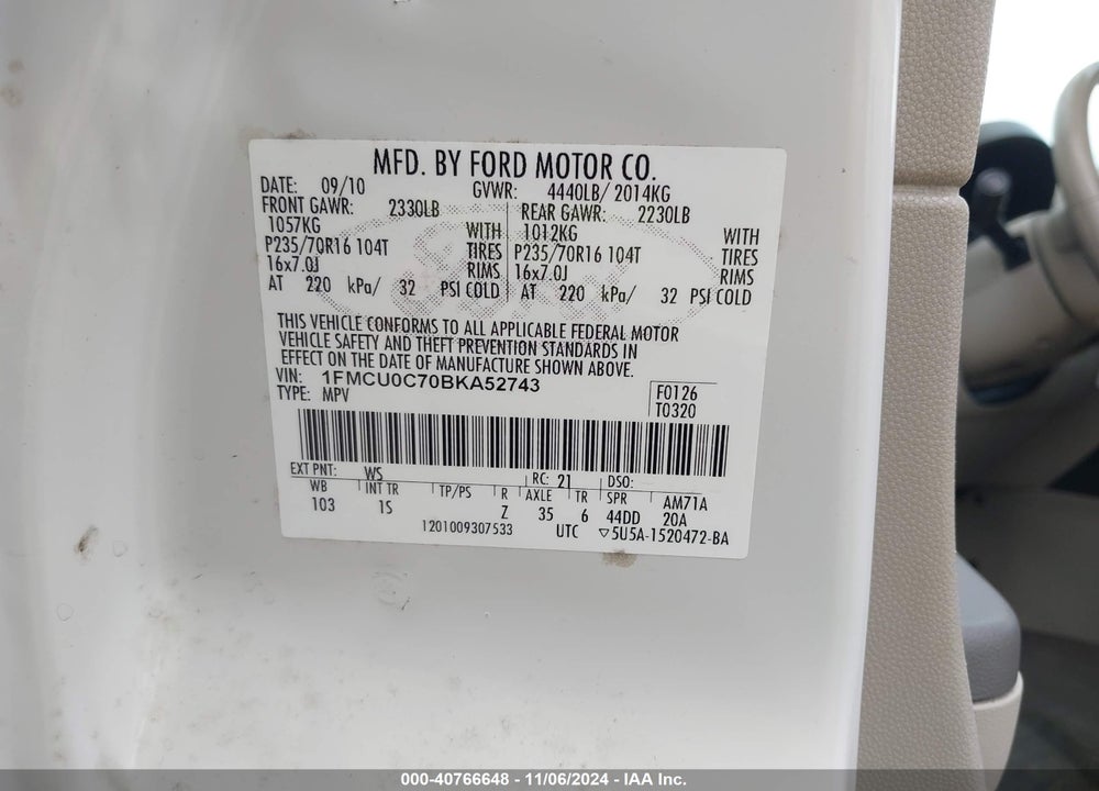 2011 FORD ESCAPE XLS VIN: 1FMCU0C70BKA52743