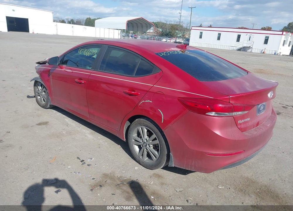 2018 HYUNDAI ELANTRA SEL VIN: 5NPD84LF8JH275539