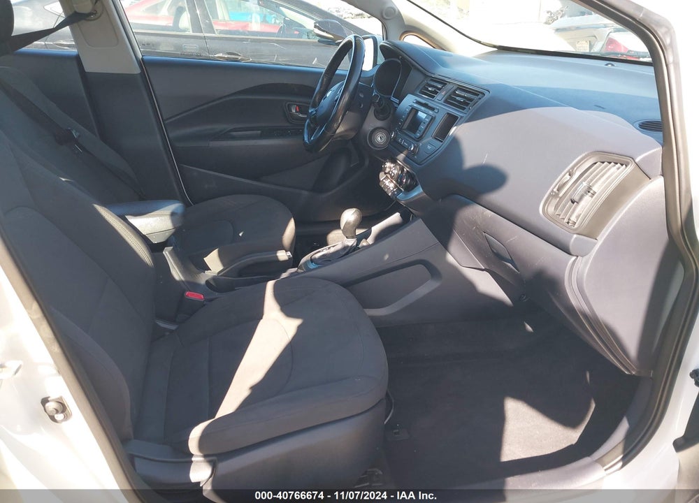 2014 KIA RIO EX VIN: KNADN4A33E6401353