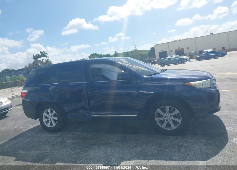 2012 TOYOTA HIGHLANDER VIN: 5TDZA3EH8CS029221