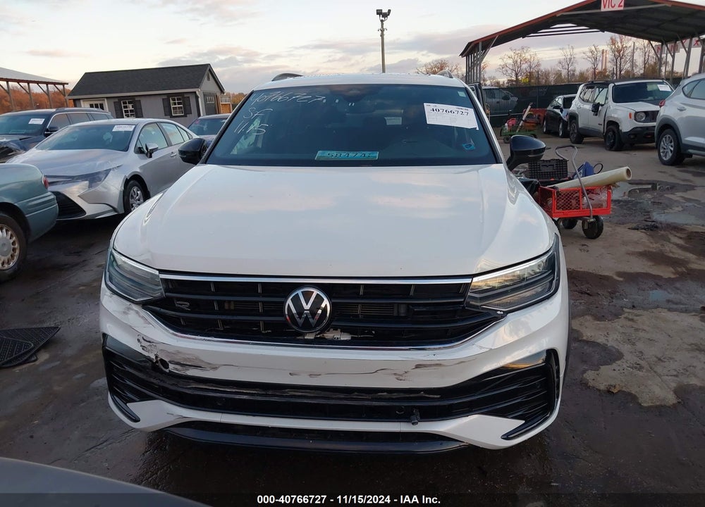 2022 VOLKSWAGEN TIGUAN 2.0T SE R-LINE BLACK VIN: 3VV8B7AX4NM138597
