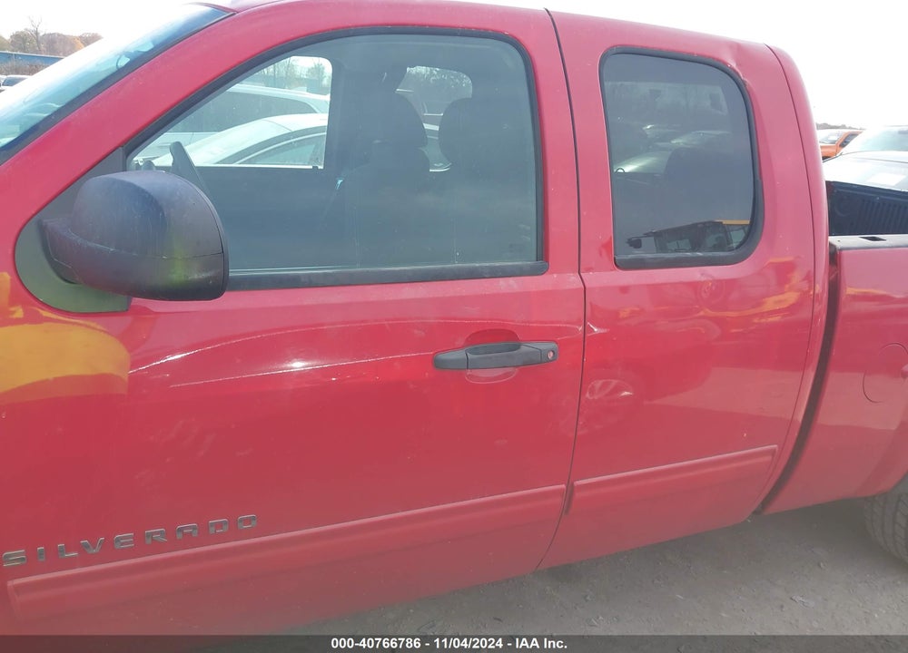 2010 CHEVROLET SILVERADO 1500 LS VIN: 1GCSKREA1AZ128771