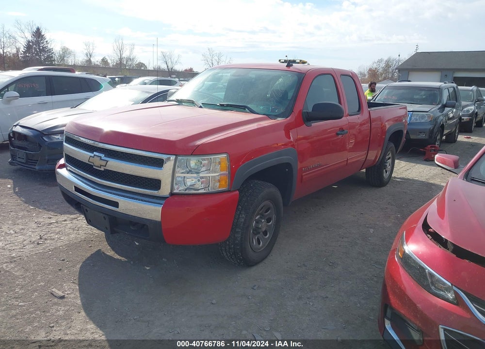 2010 CHEVROLET SILVERADO 1500 LS VIN: 1GCSKREA1AZ128771