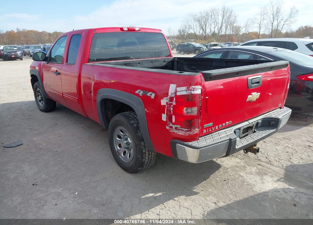 2010 CHEVROLET SILVERADO 1500 LS VIN: 1GCSKREA1AZ128771