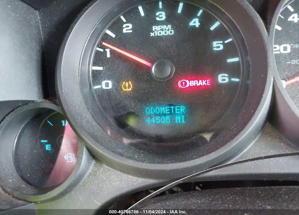 2010 CHEVROLET SILVERADO 1500 LS VIN: 1GCSKREA1AZ128771